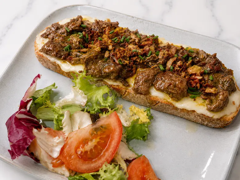Tosta de rabo de toro